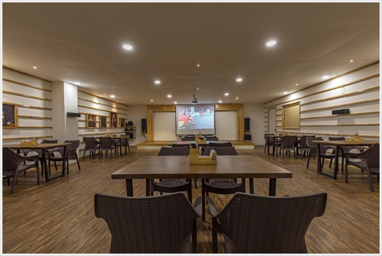 Hotel Green Field Satara Εξωτερικό φωτογραφία